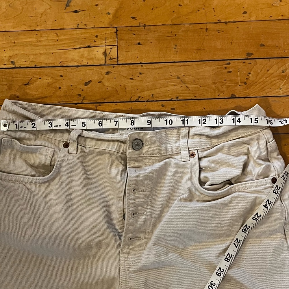 Reformation Cream High-Waist Denim Shorts - Picture 4 of 5